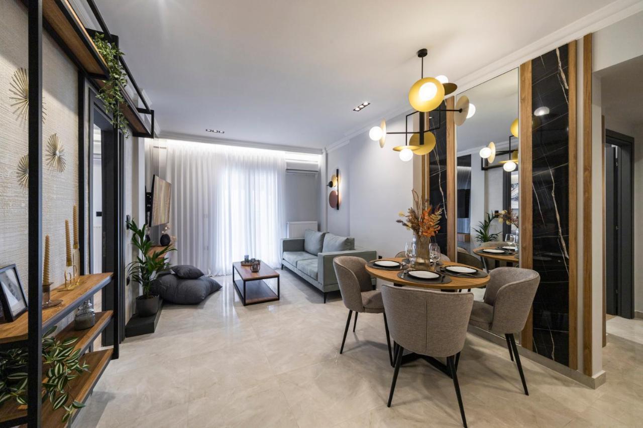 Ares Penthouse Apartment เทสซาโลนิกิ ภายนอก รูปภาพ