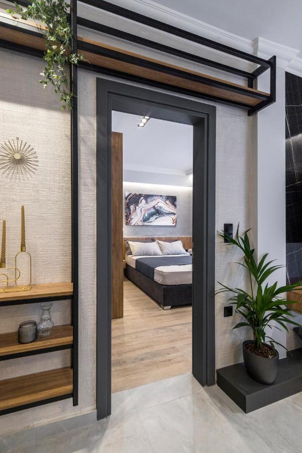 Ares Penthouse Apartment เทสซาโลนิกิ ภายนอก รูปภาพ